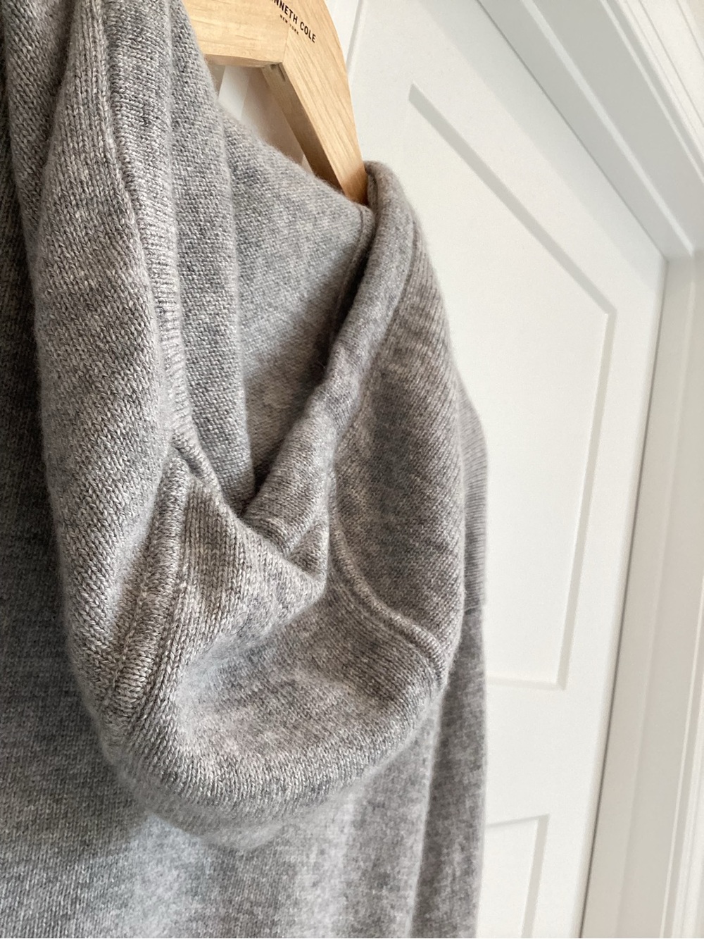 Athleta Alpine Cashmere Blend Cropped Hooded Sweater Small Gray - Picture 12 of 16